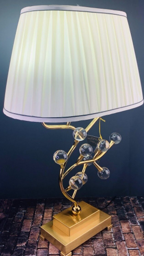 Настольная лампа 67 см (х1)
