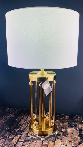 Настольная лампа 68 см (х1)