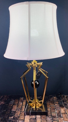 Настольная лампа 65 см (х1)