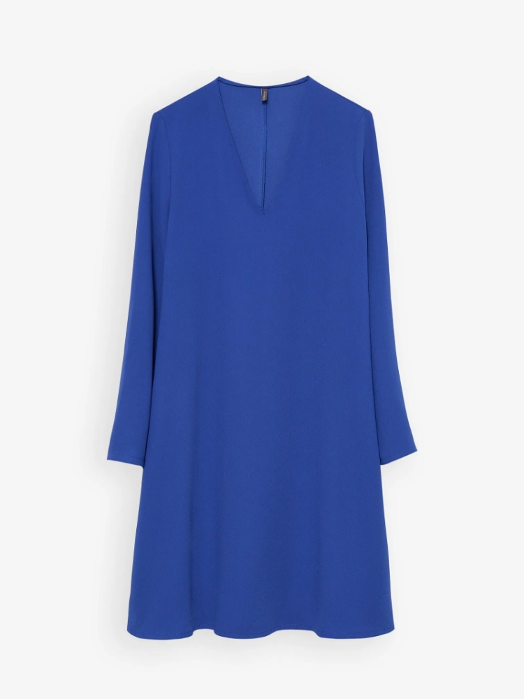 Платье а-силуэта ,
55% вискоза; 45% полиэстер ,