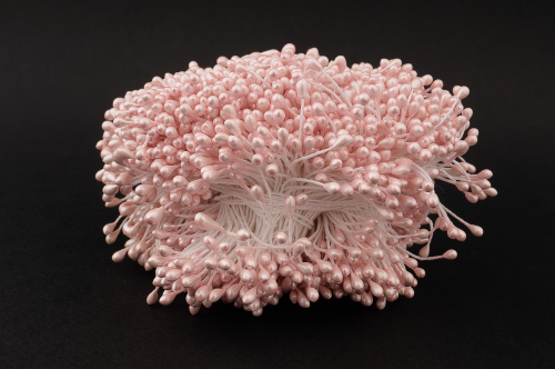 Тычинки (нежно-розовый), 3мм, в одной связке 1600 шт(нитей), упак. 1шт В наличии