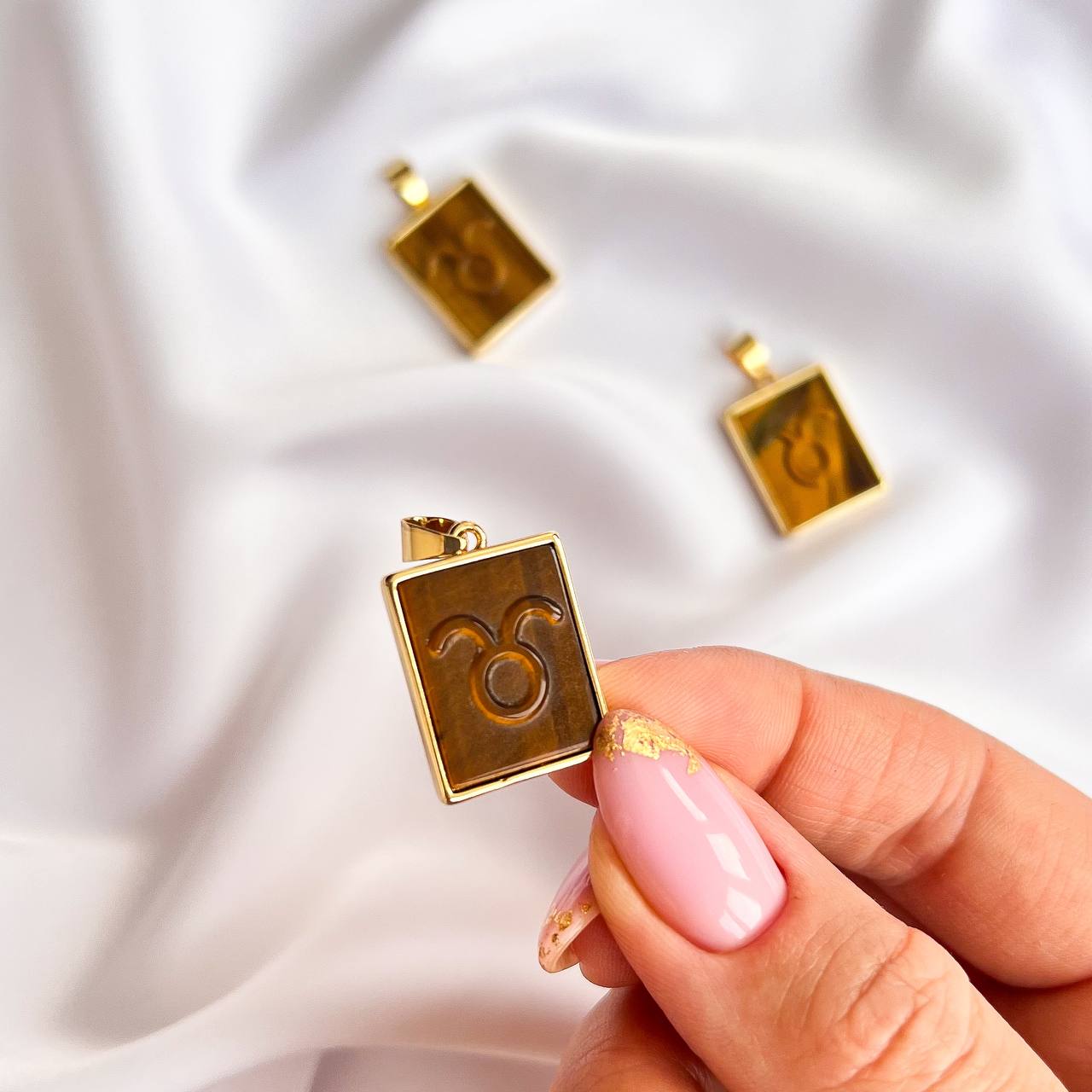 Радуга Самоцветов Кулон со знаком зодиака