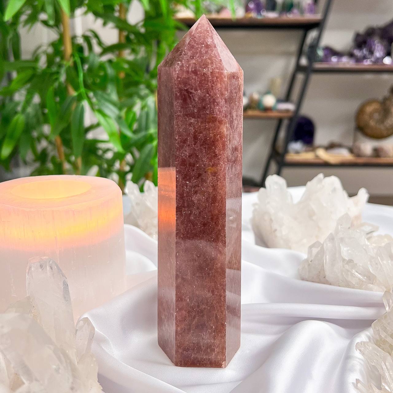 Радуга Самоцветов Кристалл-Генератор из Клубничного кварца