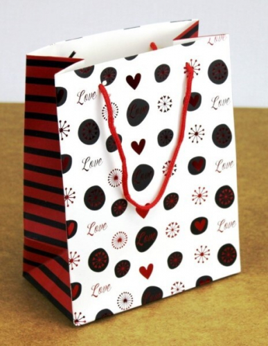 Подарочный пакет люкс бумажный 25*32*11 см Сердца на белом 12 шт/уп 532492