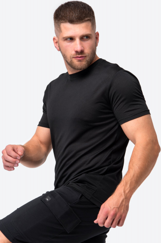 Мужская спортивная футболка с перфорацией