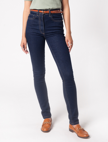Ст.цена 2090р Базовые джинсы из эластичного денима D54.242 темно-синий