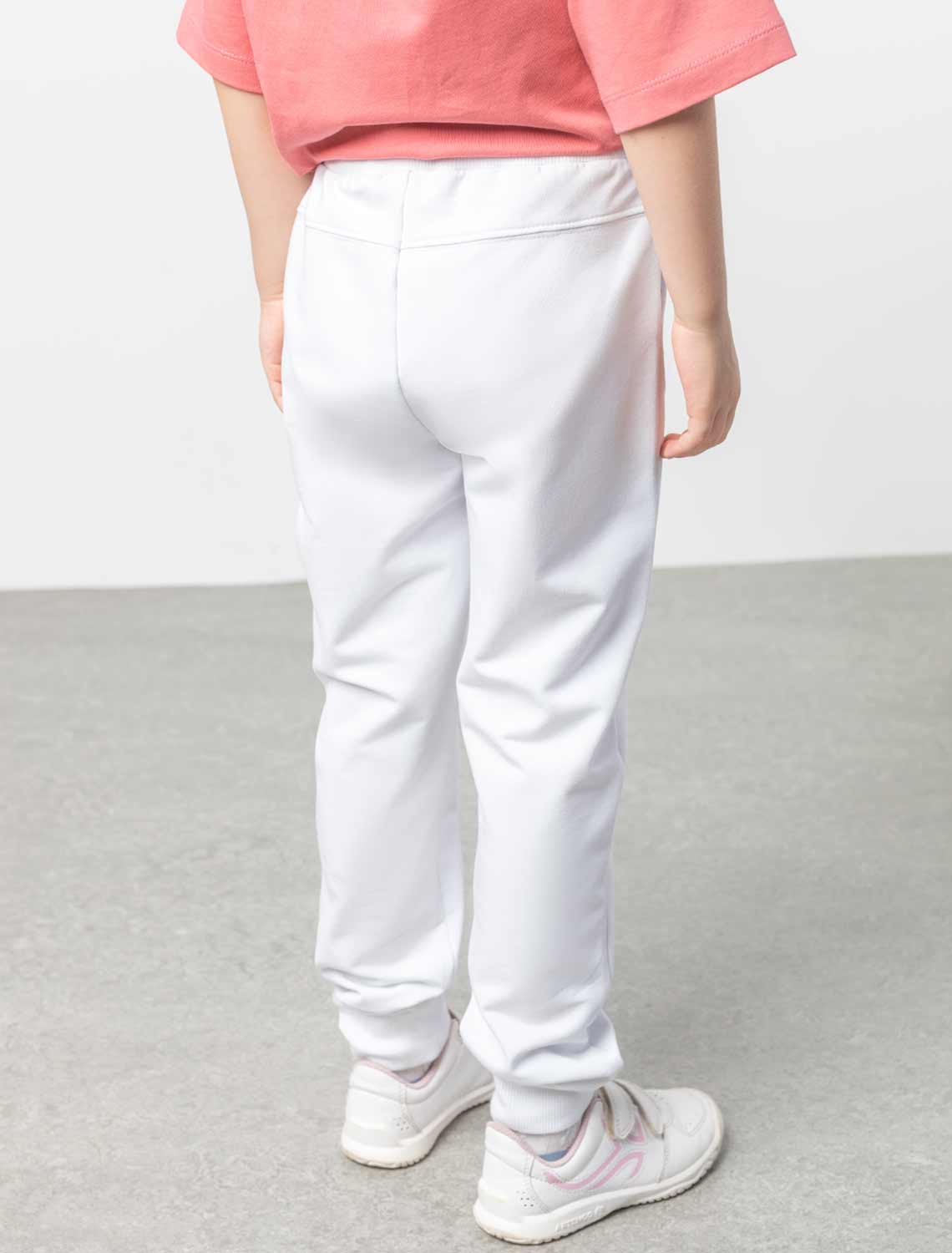 Ст.цена 1490р Брюки из премиального футера с золотистой фурнитурой F44.060 белый