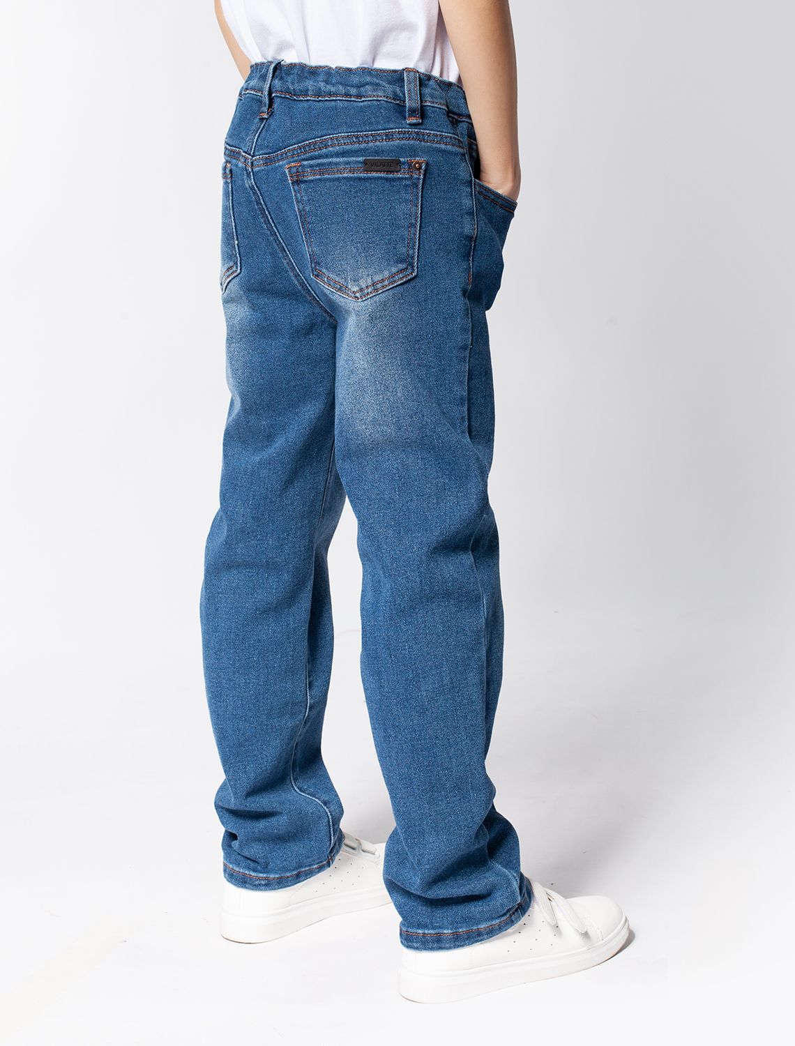 Ст.цена 2090р Прямые джинсы из эластичного денима M54.071 светло-синий