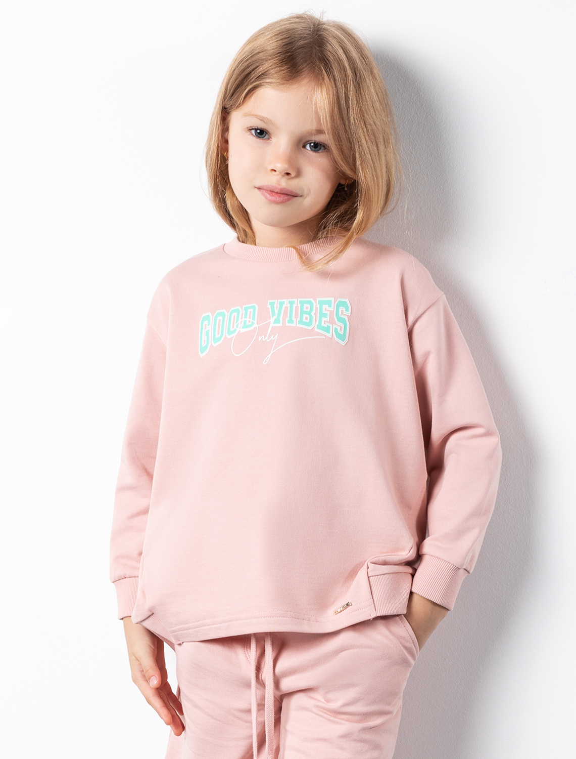 Ст.цена 1090р Свитшот из премиального футера с принтом F49.406 пудровый