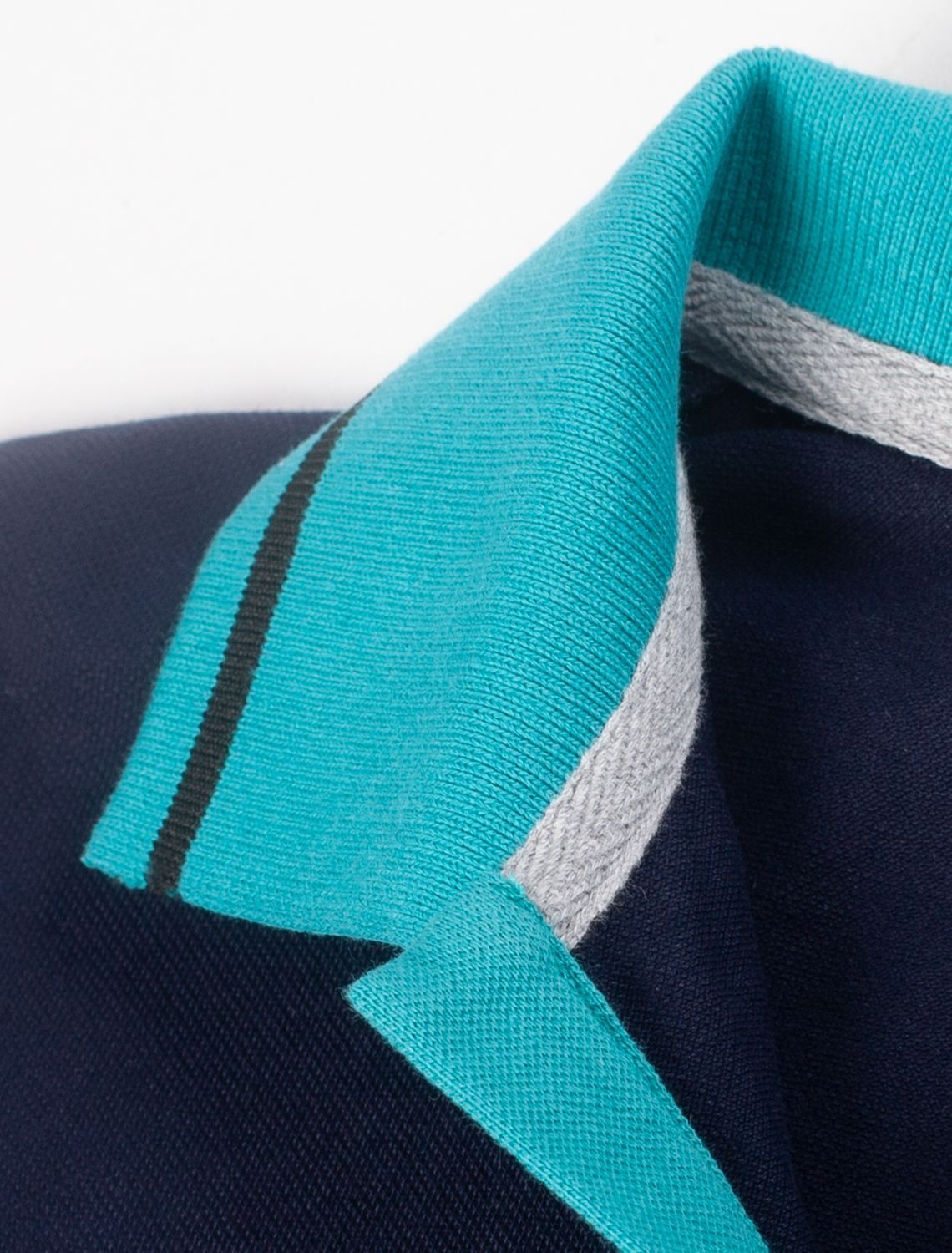 Ст.цена 1090р Футболка-поло из трикотажа пике с эластаном M49.387 темно-синий