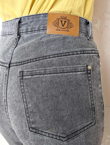 Удлиненные прямые джинсы с разрезами D54.268 светло-серый