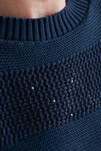 Джемпер с полосами узорной вязкой с пайетками D34.193 темно-синий