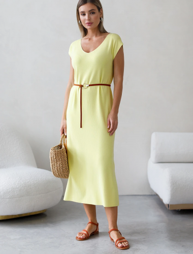 Платье из вискозы, связанное плетением интерлок с ремешком D32.042 лимонный