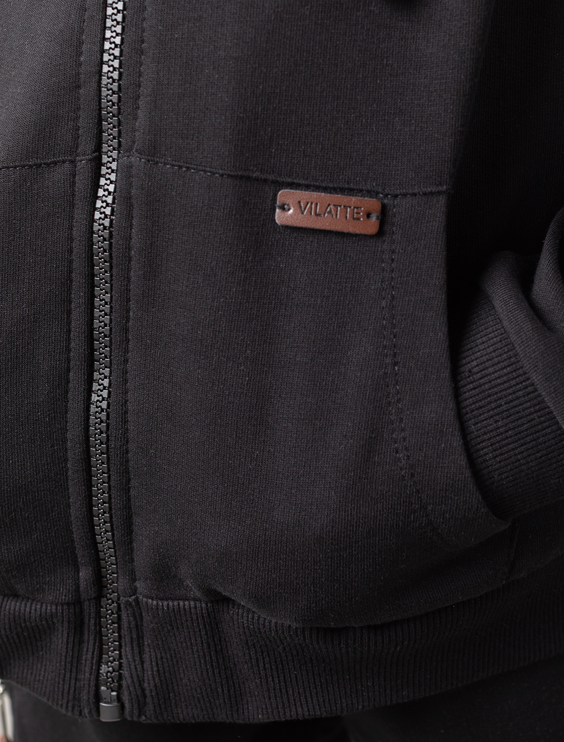 Ст.цена 1690р Худи на молнии из премиального футера на молнии M49.390 черный