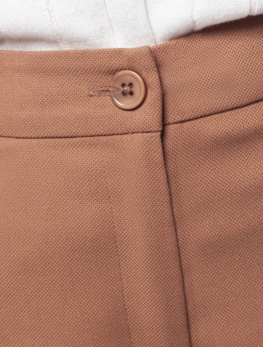 Прямые брюки из эластичной поливискозы с фактурой