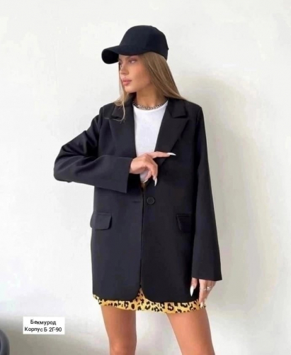 Женский пиджак черный