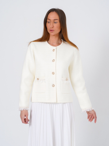 Женский пиджак белый