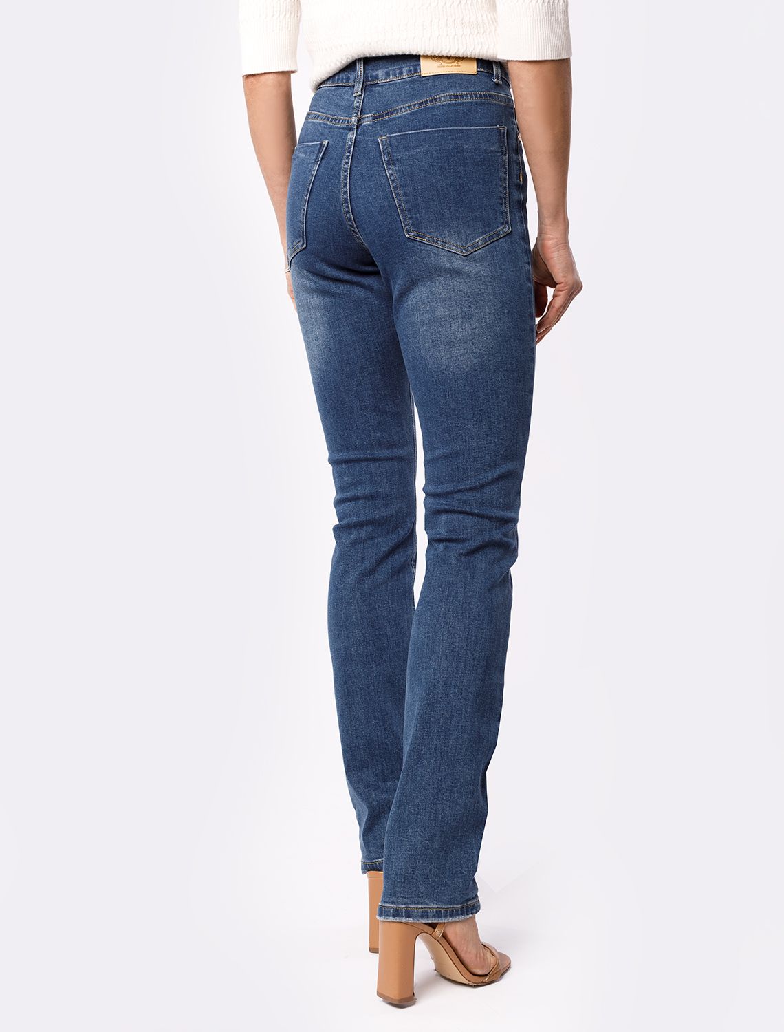 Удлиненные прямые джинсы из эластичного денима D54.297 синий