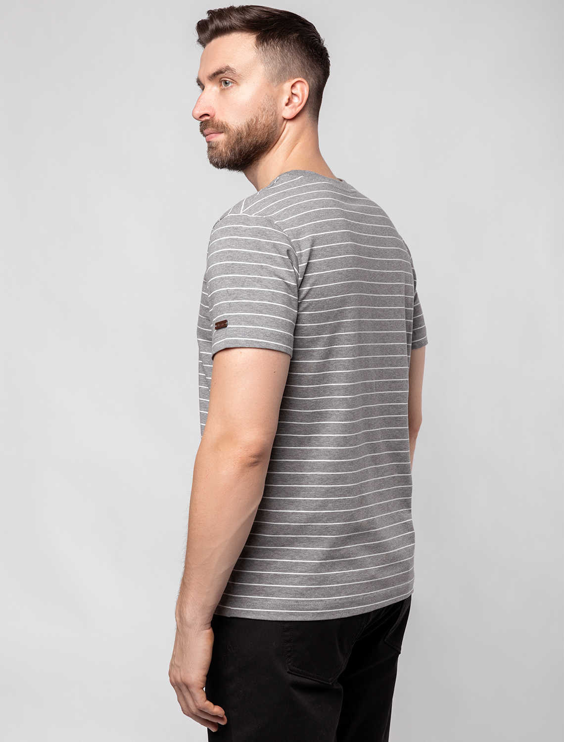 Ст.цена 1150р Футболка из премиального хлопка с эластаном U49.024 белый-серый