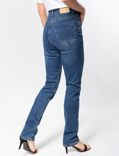Удлиненные прямые джинсы из эластичного денима D54.297 синий