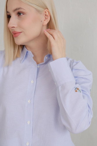 11022 Блуза с объёмными рукавами нежно-голубая (остаток: 40)