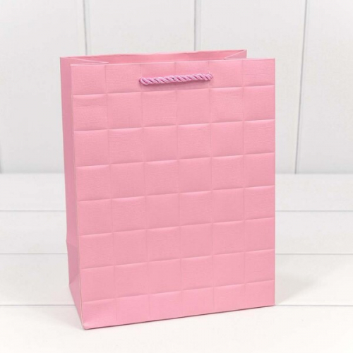 Подарочный пакет люкс бумажный 18*23*10 см Квадраты розовый 447552