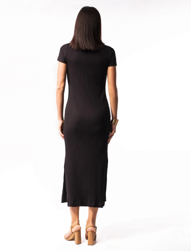 Платье из трикотажа в широкий рубчик D42.228 черный