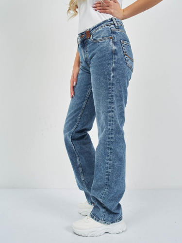 Женские джинсы арт. 19782 стирка средняя