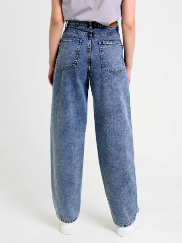 Женские джинсы арт. 19803 стирка светлая