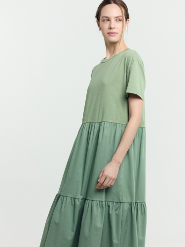 Платье женское в зеленом цвете