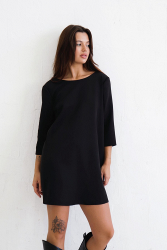 3901 Платье чёрное с декольте по спинке (остаток: 42)