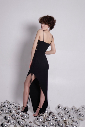 11335 Вечернее платье со шнуровкой чёрное (остаток: 40)