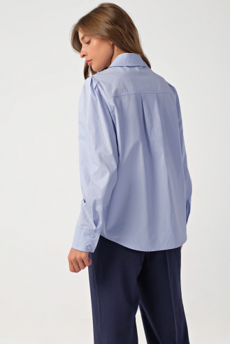 Рубашка классическая прямая с длинным рукавом голубая