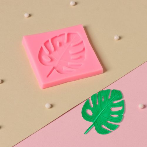 Молд Доляна «Лист.Тропики», силикон, 6,5×6,5 см, цвет розовый