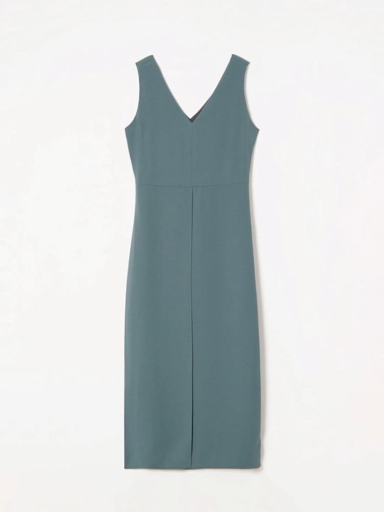 Платье приталенного кроя ,
55% вискоза, 45% полиэстер ,