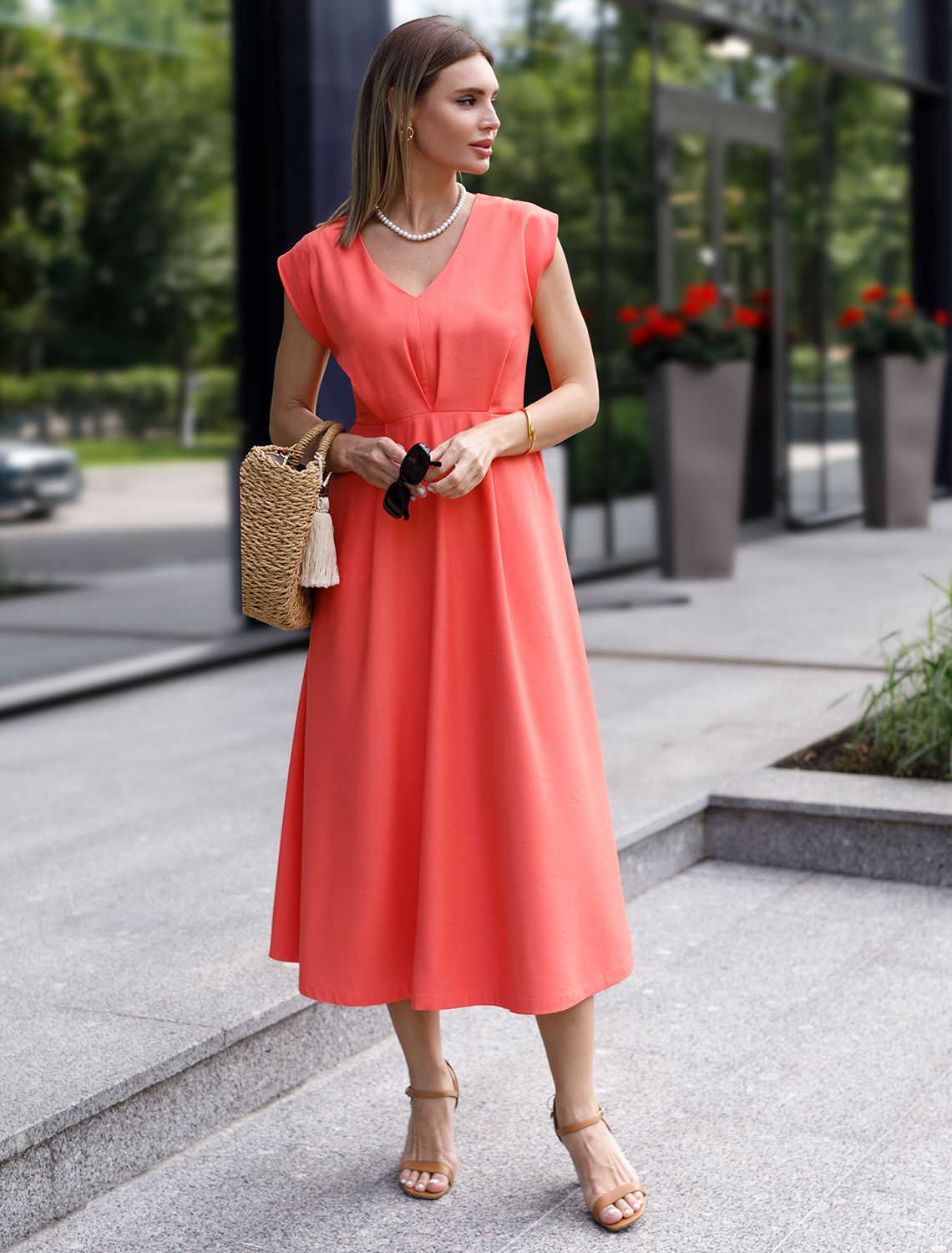 Платье из плотного лиоцелла D22.210 коралловый