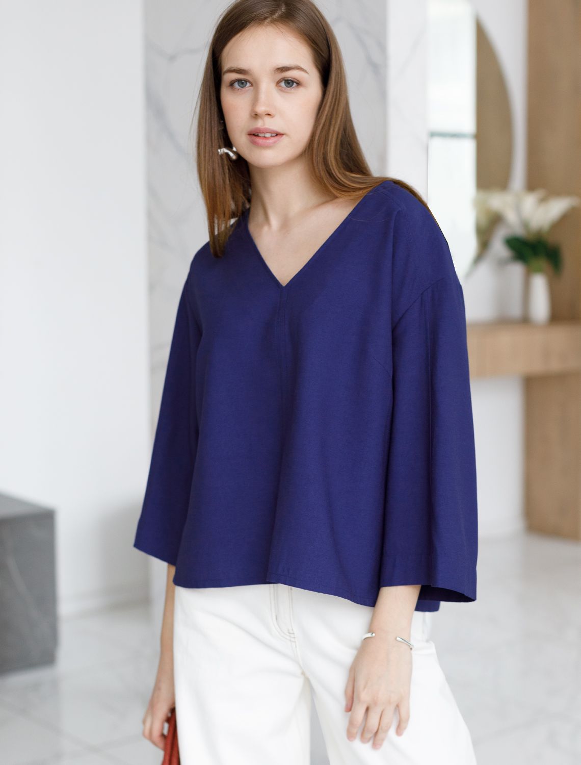 Свободная блузка из плотного лиоцелла D29.240 дымчатый синий