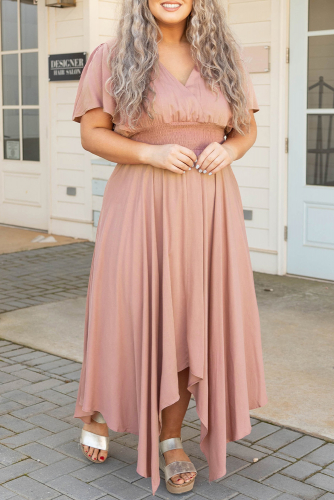 Розовое платье-миди плюс сайз с эластичной резинкой и коротким рукавом