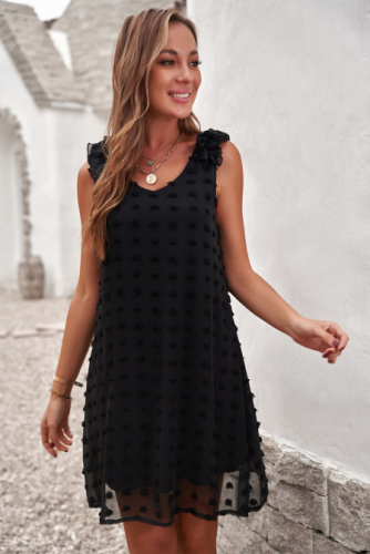 Черное мини-платье в горошек с V-образным вырезом и оборками