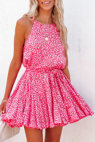 Розовое леопардовое платье-мини на бретельках и поясом на талии