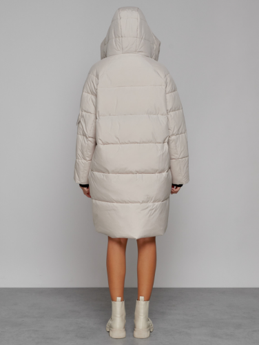 Пальто утепленное с капюшоном зимнее женское бежевого цвета 51139B