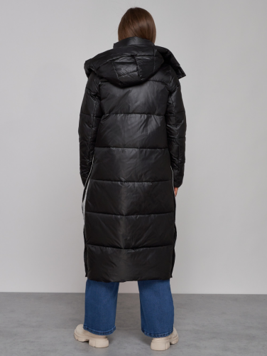 Пальто утепленное молодежное зимнее женское черного цвета 5873Ch