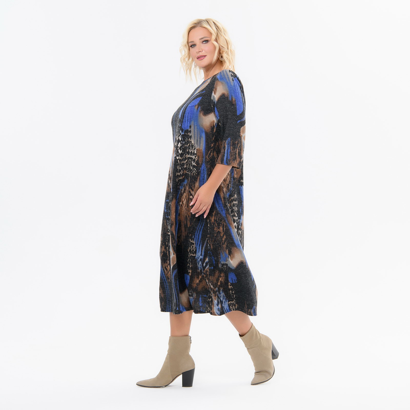 Платье миди, полуприлегающего силуэта, джерси - ангора, принт