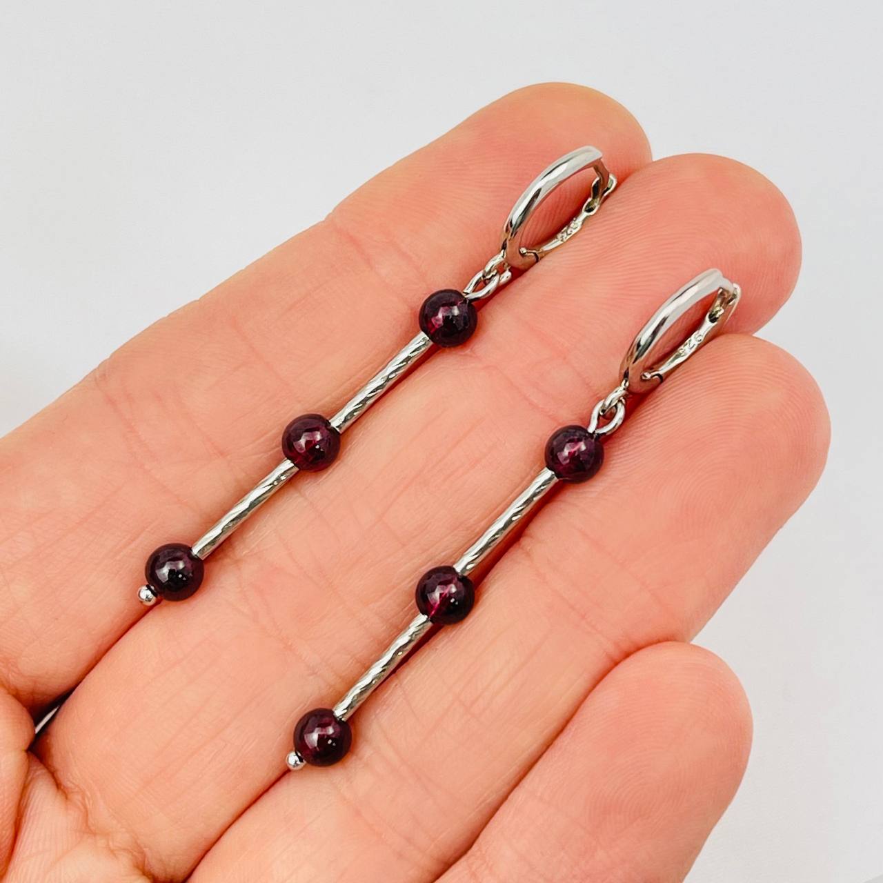 Радуга Самоцветов Серьги длинные из Граната (Пироп)