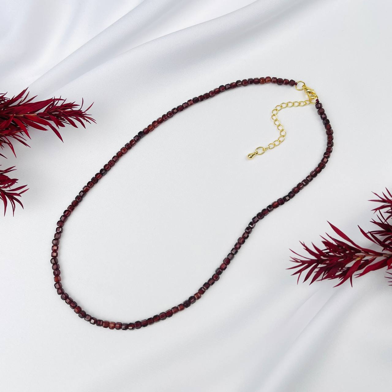 Радуга Самоцветов Бусы-Чокер из Граната