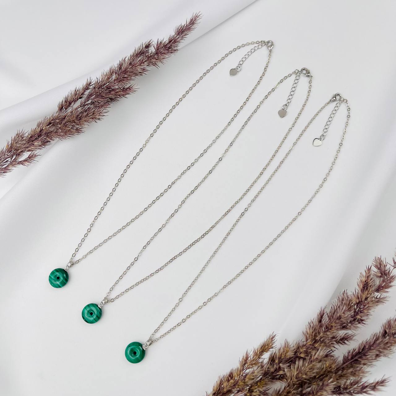 Радуга Самоцветов Кулон на цепочке из Малахита