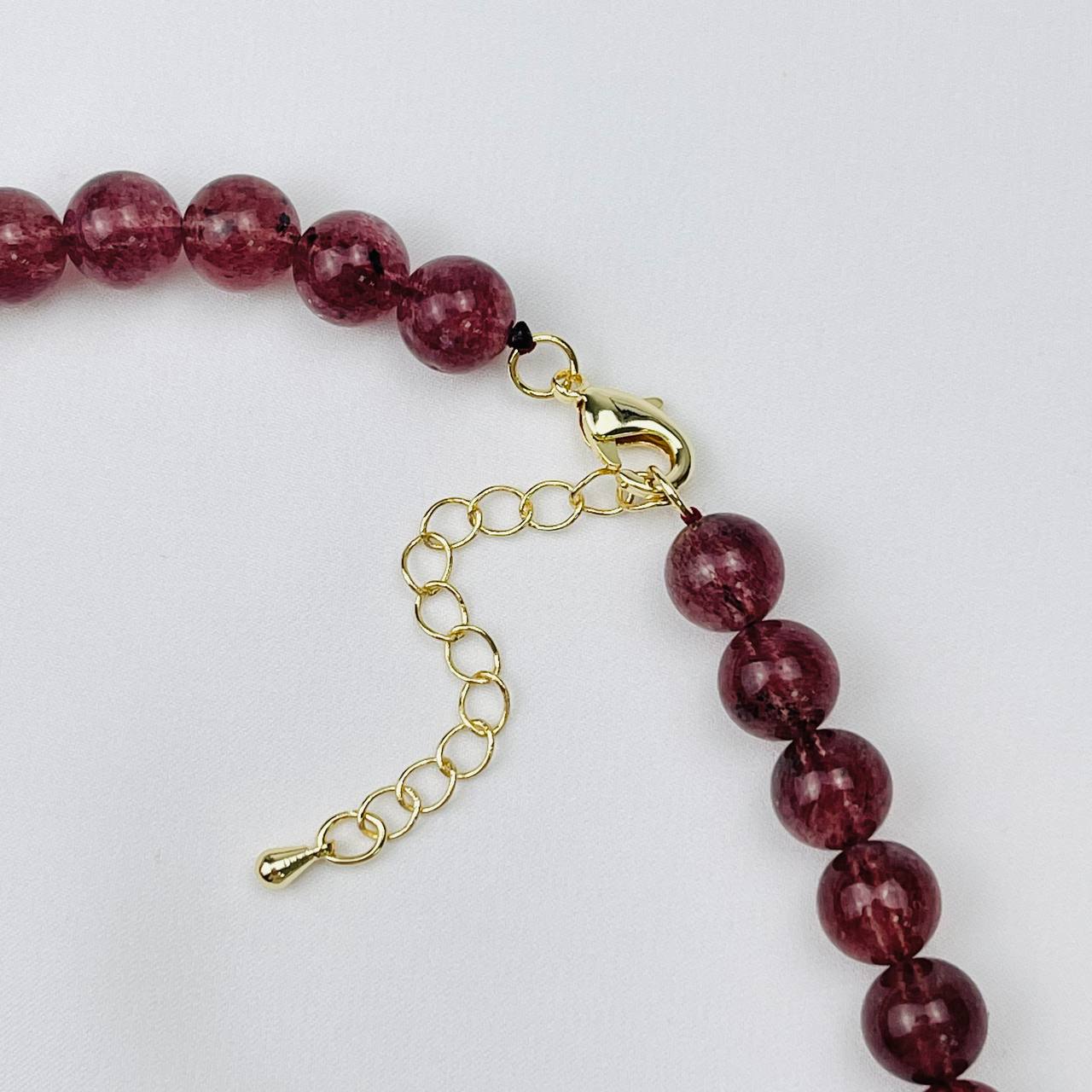 Радуга Самоцветов Колье из Клубничного кварца с Гематитом