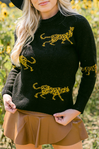 Черный свитер с круглым вырезом и принтом «гепард»