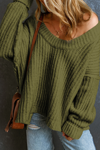 Зеленый вязаный свитер свободного кроя
