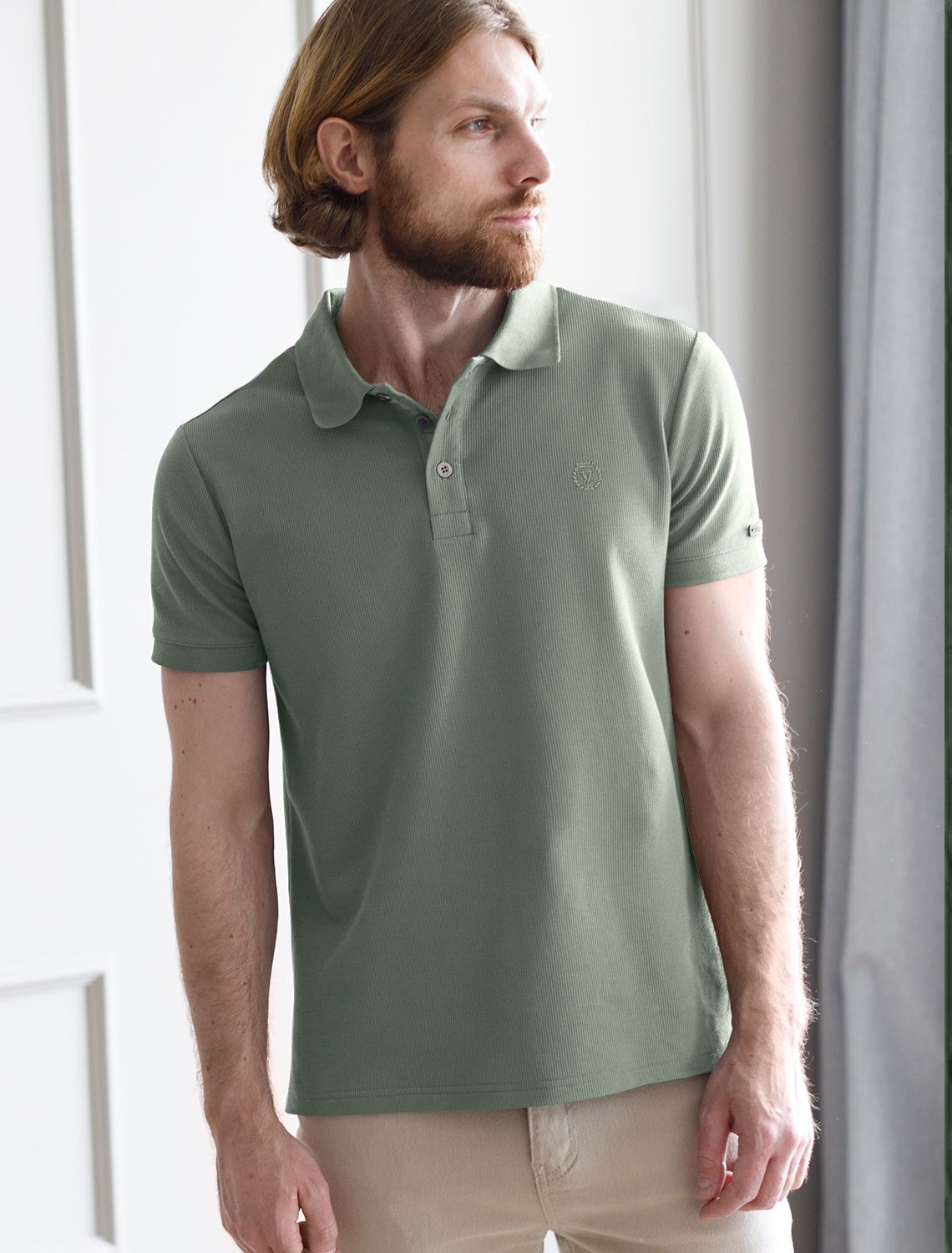 Ст.цена 1590р Поло из фактурного материала из премиального хлопка U49.019 светло-оливковый